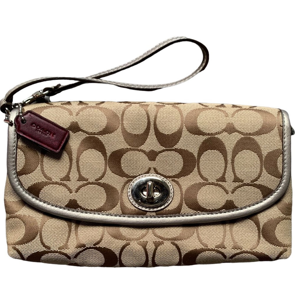 COACH - Wristlet